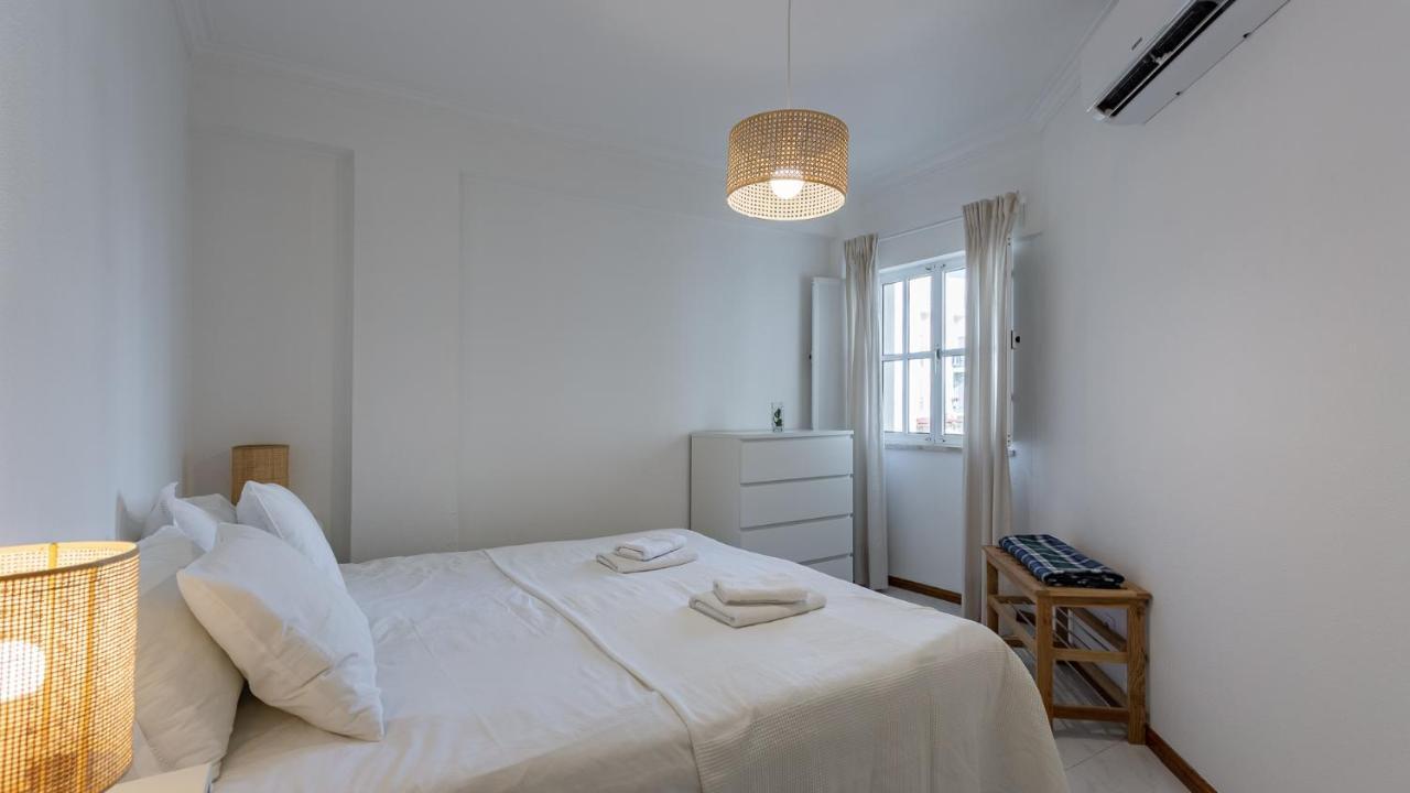 Bright 1Bdr Apartment W/Balcony By Lovelystay Vila Real de Santo António Εξωτερικό φωτογραφία