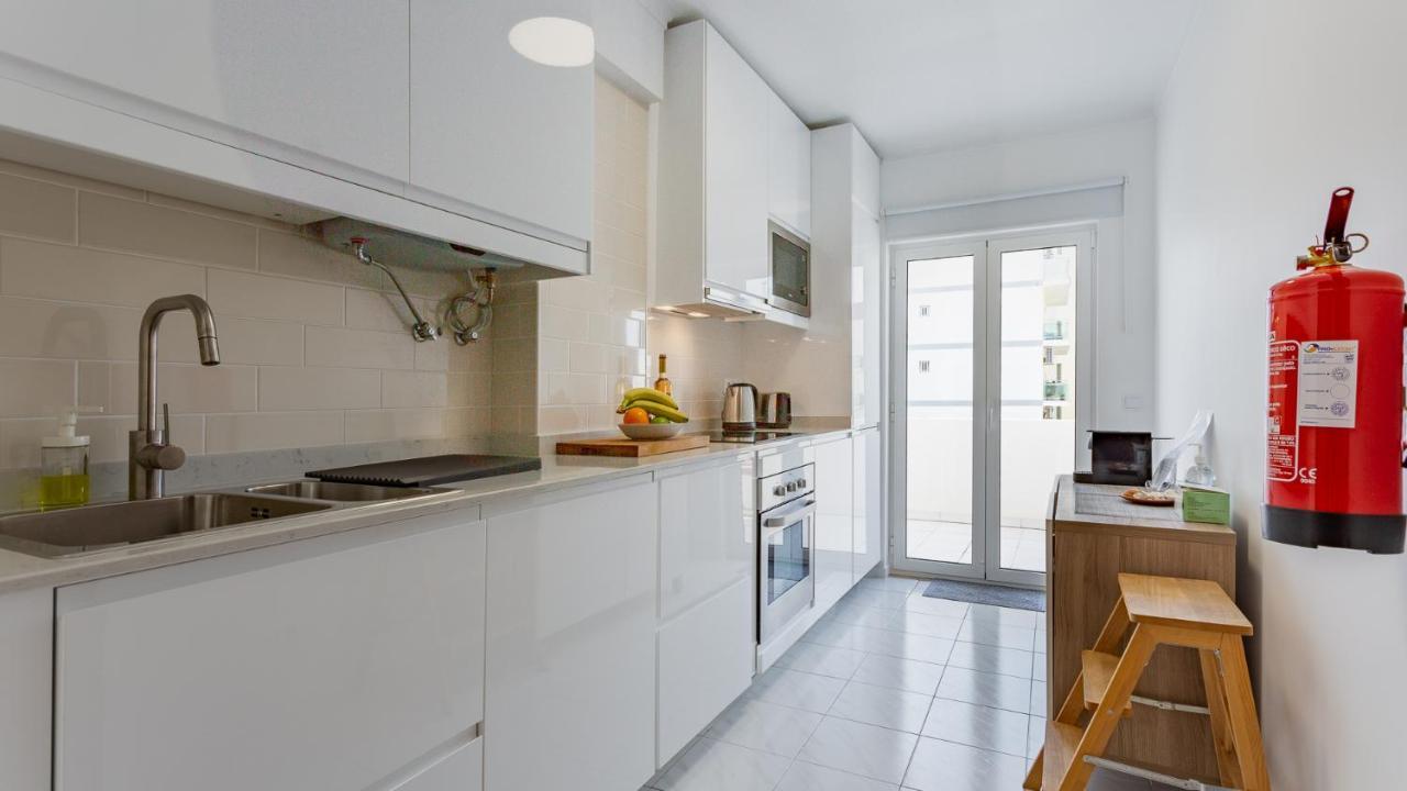 Bright 1Bdr Apartment W/Balcony By Lovelystay Vila Real de Santo António Εξωτερικό φωτογραφία